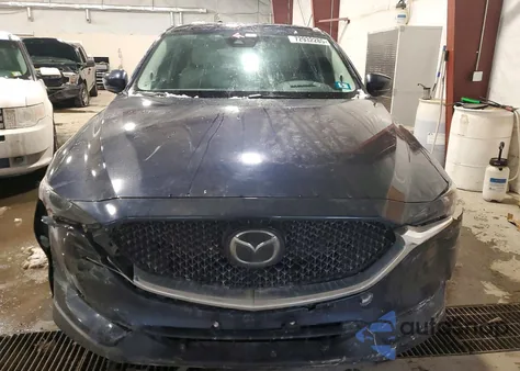 2019 Mazda Cx-5 Grand Touring z USA, uszkodzony, nr VIN JM3KFBDM5K0692671